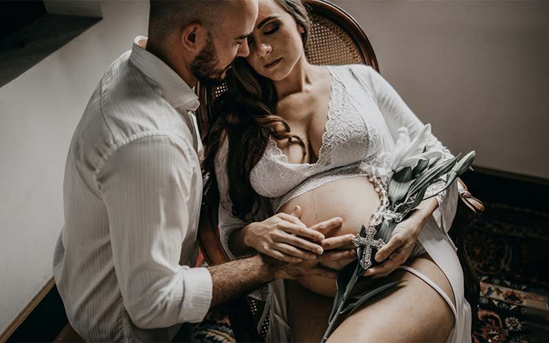 pregnant couple shot 
